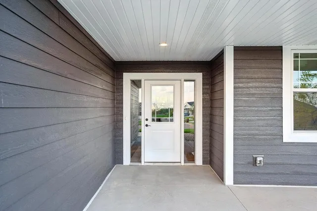 $629,899 | 27221 Pete's Hl Trail, Elko New Market, MN 55020