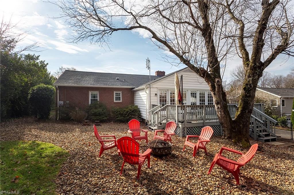 2741 Spring Garden Road Winston-Salem, NC 27106 - Photo 6 of 30 Nice backyard perfect for entertaining