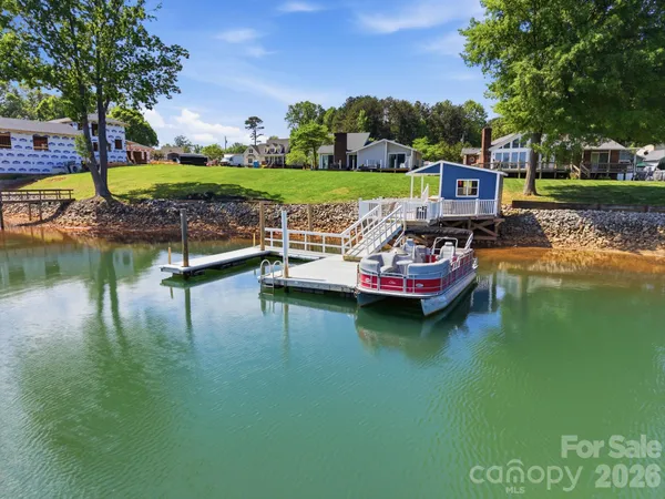 $1,490,000 | 8029 Lucky Creek Lane, Denver, NC 28037