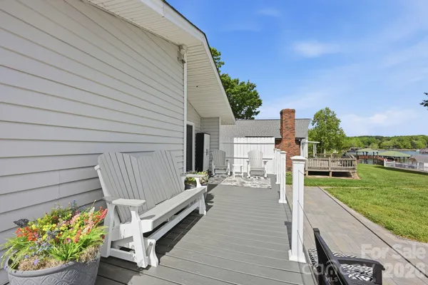 $1,490,000 | 8029 Lucky Creek Lane, Denver, NC 28037