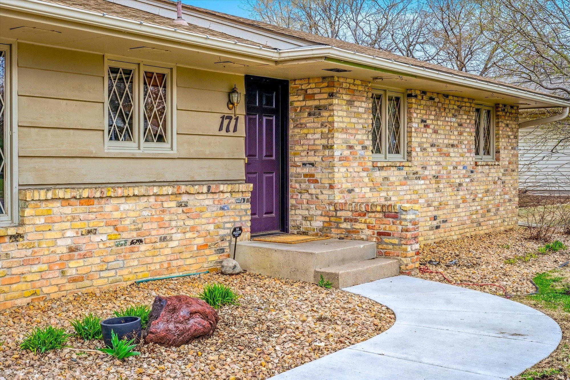 171 Rice Creek Terrace Northeast Fridley, MN 55432 - Photo 4 of 40