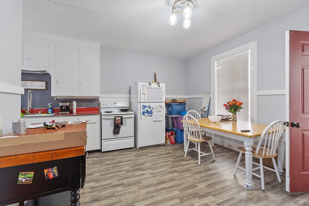 45 Princeton Road Sterling, MA 01564 - Photo 3 of 38