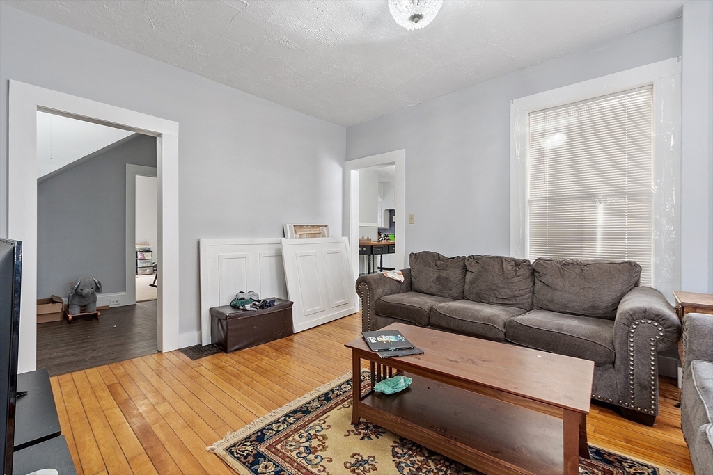 45 Princeton Road Sterling, MA 01564 - Photo 7 of 38