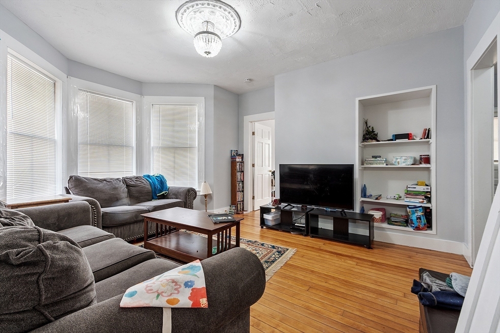 45 Princeton Road Sterling, MA 01564 - Photo 9 of 38