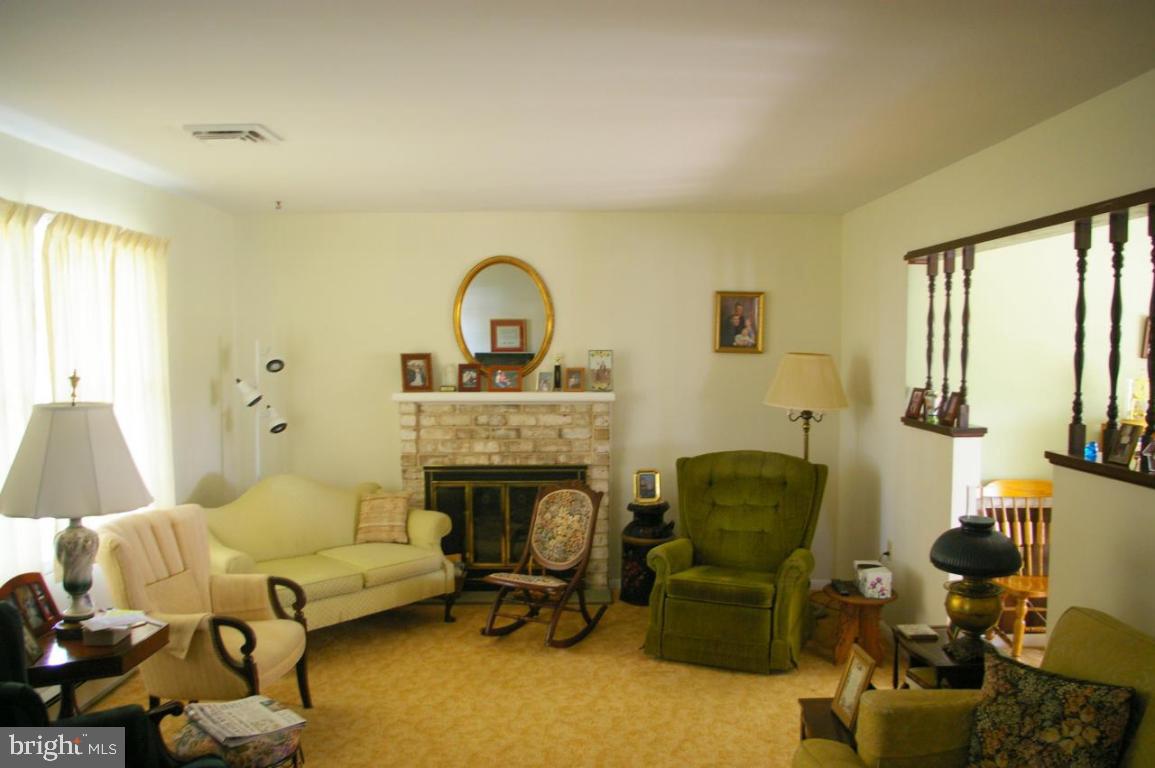 2296 Mt Pleasant Road Mount Joy, PA 17552 - Photo 8 of 13
