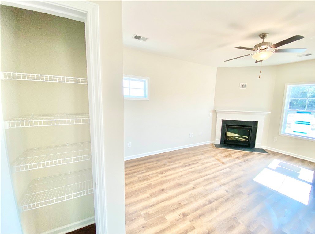 314 Phillips Drive Pendleton, SC 29670 - Photo 5 of 21 Gallery Image 5
