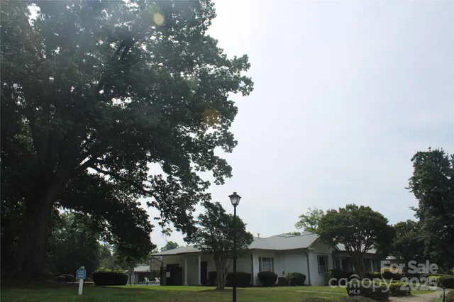 $214,000 | 5864 Harris Grove Lane, Charlotte, NC 28212