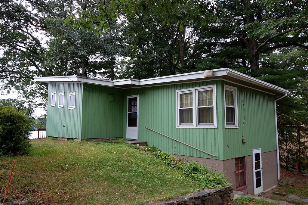 84 Oak Ridge Road Lunenburg, MA 01462 - Photo 1 of 25 Gallery Image 1
