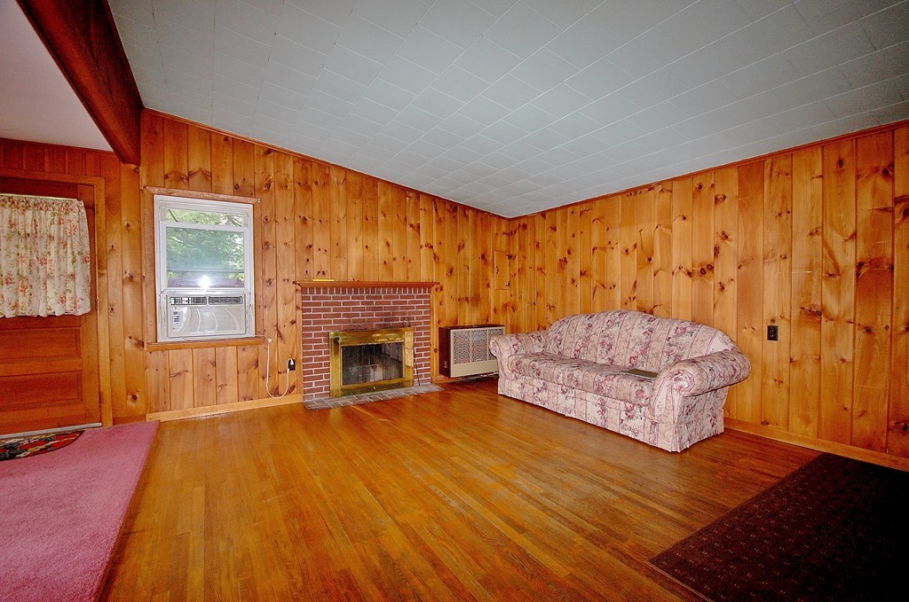 84 Oak Ridge Road Lunenburg, MA 01462 - Photo 14 of 25 Gallery Image 14