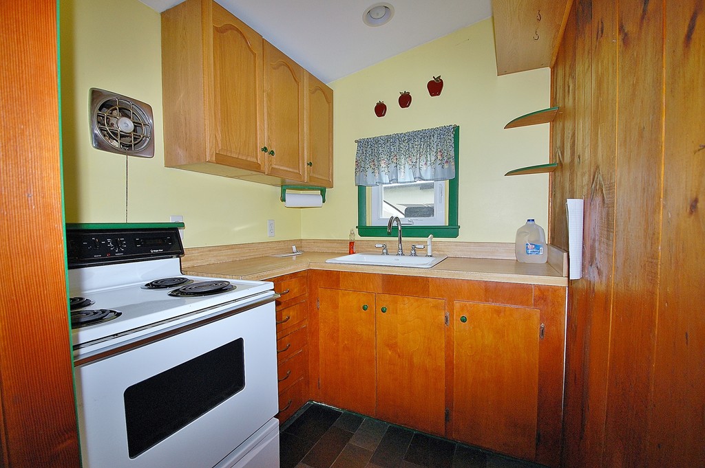 84 Oak Ridge Road Lunenburg, MA 01462 - Photo 17 of 25 Gallery Image 17