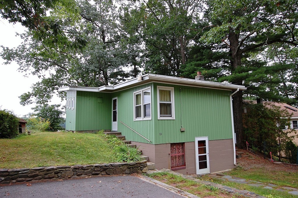 84 Oak Ridge Road Lunenburg, MA 01462 - Photo 4 of 25 Gallery Image 4