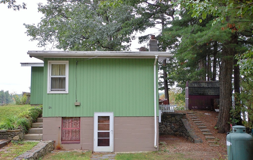 84 Oak Ridge Road Lunenburg, MA 01462 - Photo 9 of 25 Gallery Image 9
