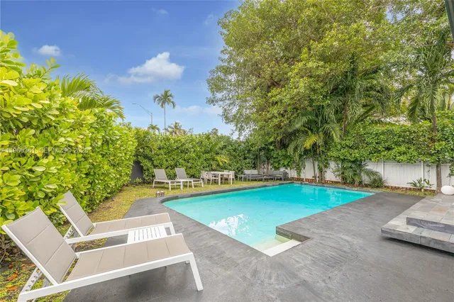 $15,999 | 63 Southwest 31st Road, Miami, FL 33129