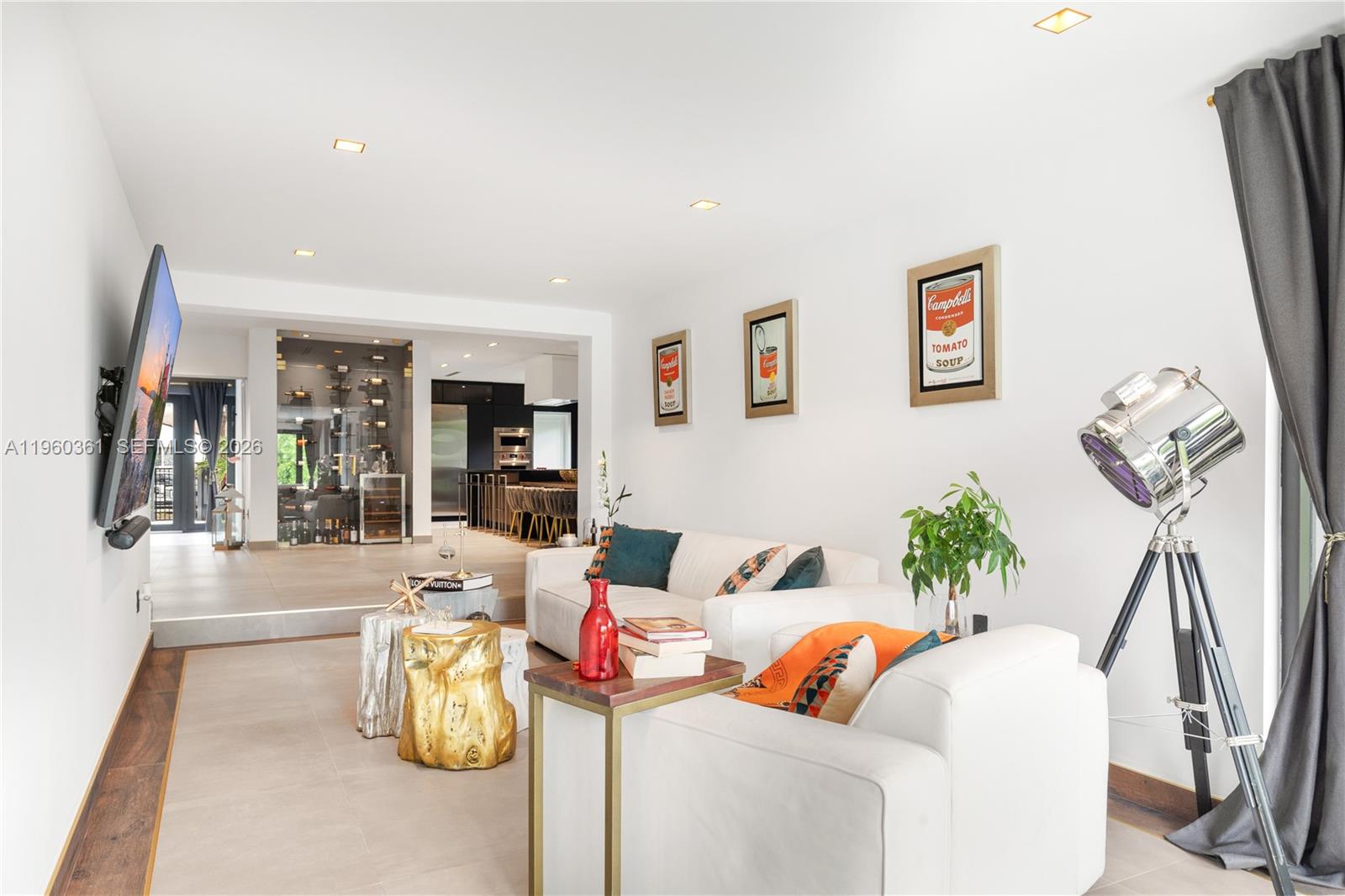 63 Southwest 31st Road Miami, FL 33129 - Photo 6 of 38