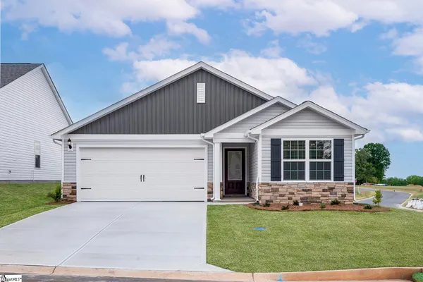 $281,900 | 1073 Mossy Oak Drive, Moore, SC 29369