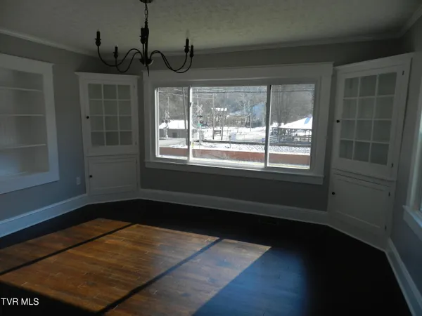 $399,000 | 460 Park Street, Gate City, VA 24251