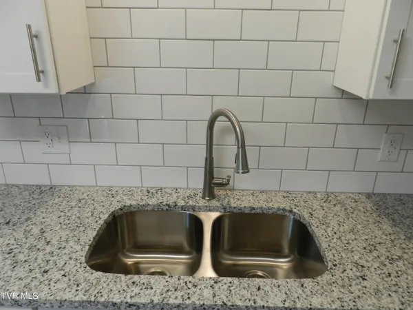 $399,000 | 460 Park Street, Gate City, VA 24251