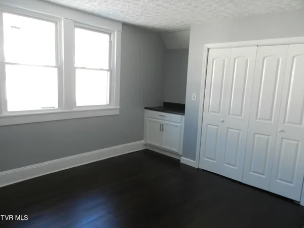 $399,000 | 460 Park Street, Gate City, VA 24251