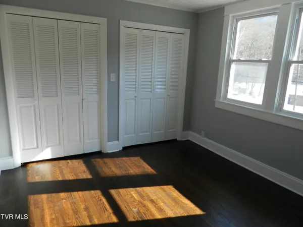 $399,000 | 460 Park Street, Gate City, VA 24251