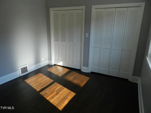 $399,000 | 460 Park Street, Gate City, VA 24251