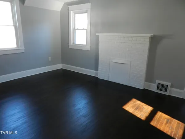 $399,000 | 460 Park Street, Gate City, VA 24251