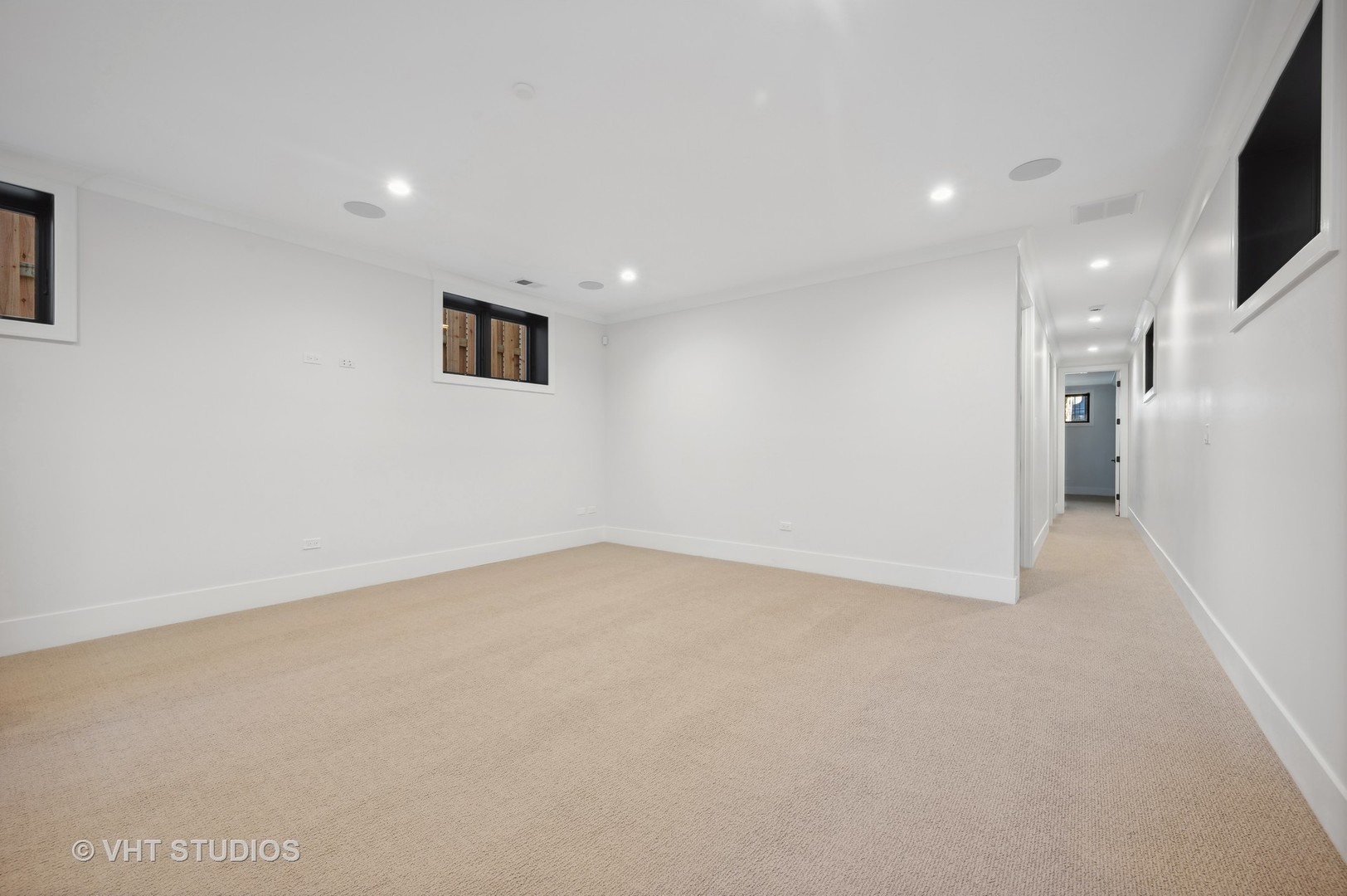3018 North Seminary Avenue Chicago, IL 60657 - Photo 42 of 62