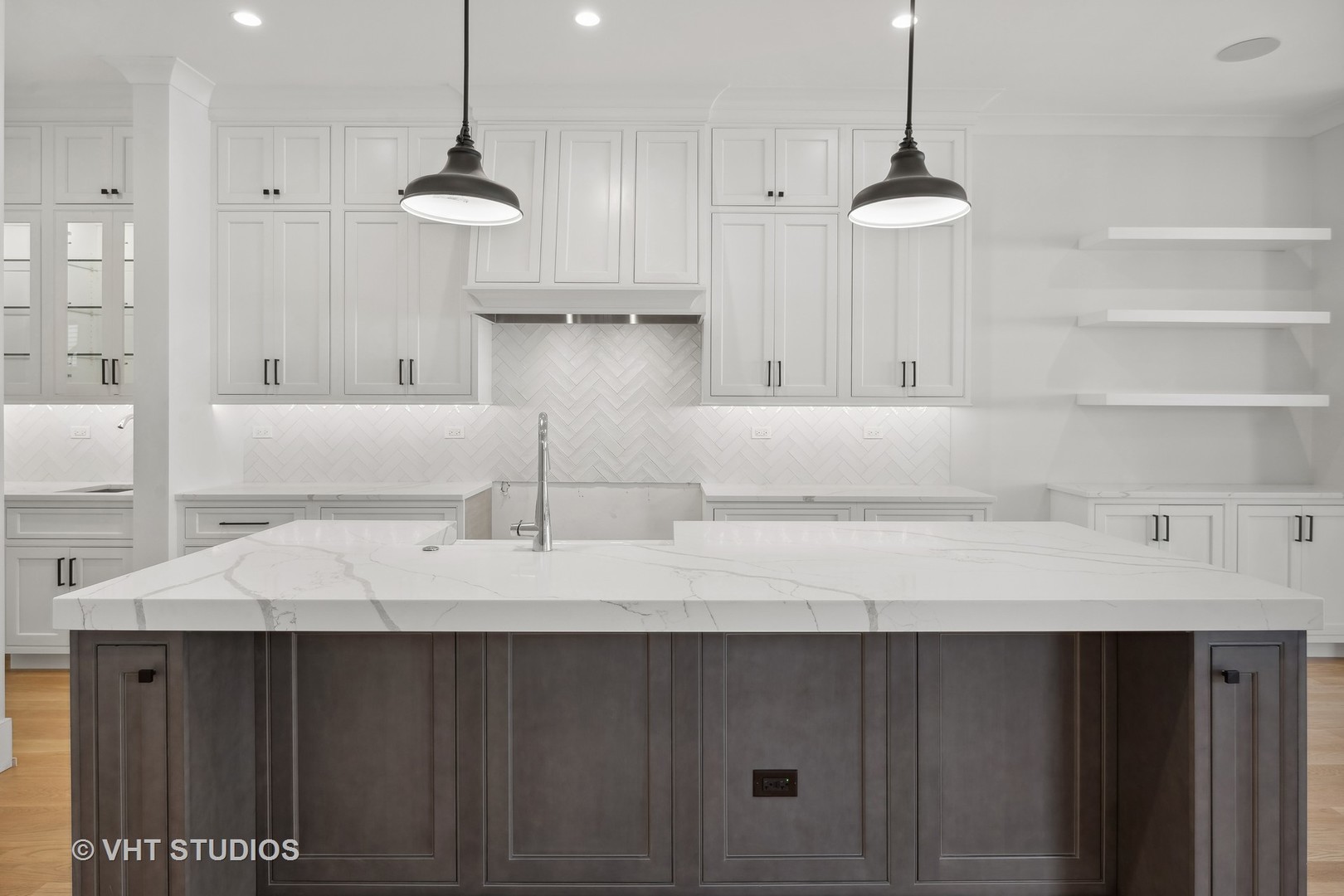 3018 North Seminary Avenue Chicago, IL 60657 - Photo 7 of 62