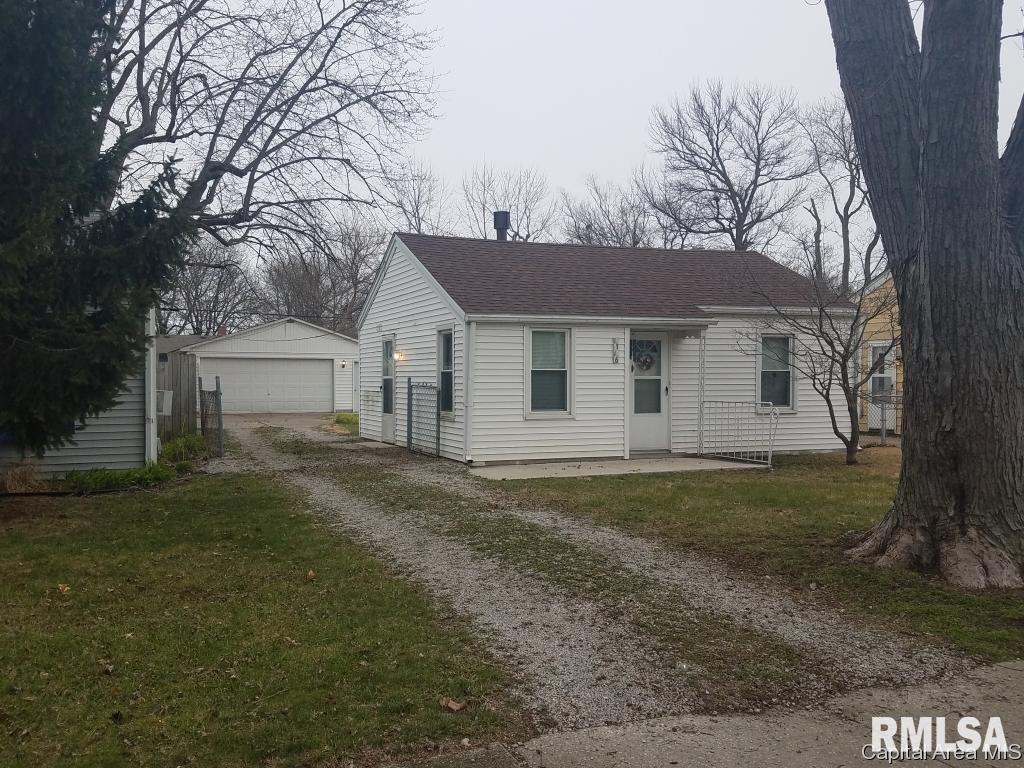 1716 North 20th Street Springfield, IL 62702 - Photo 1 of 18