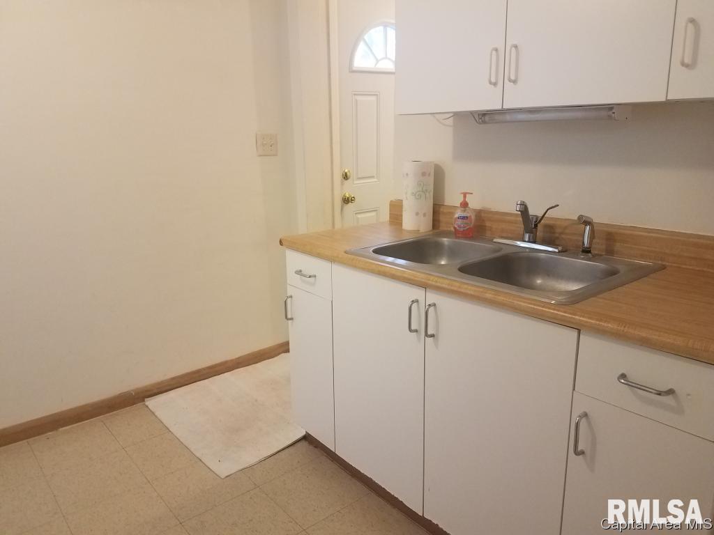 1716 North 20th Street Springfield, IL 62702 - Photo 3 of 18
