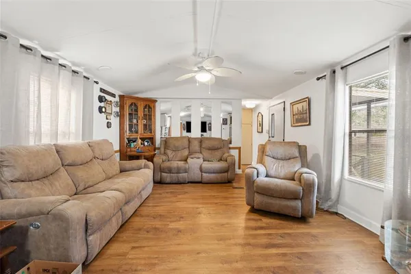 $200,000 | 7154 County Road 651, Bushnell, FL 33513