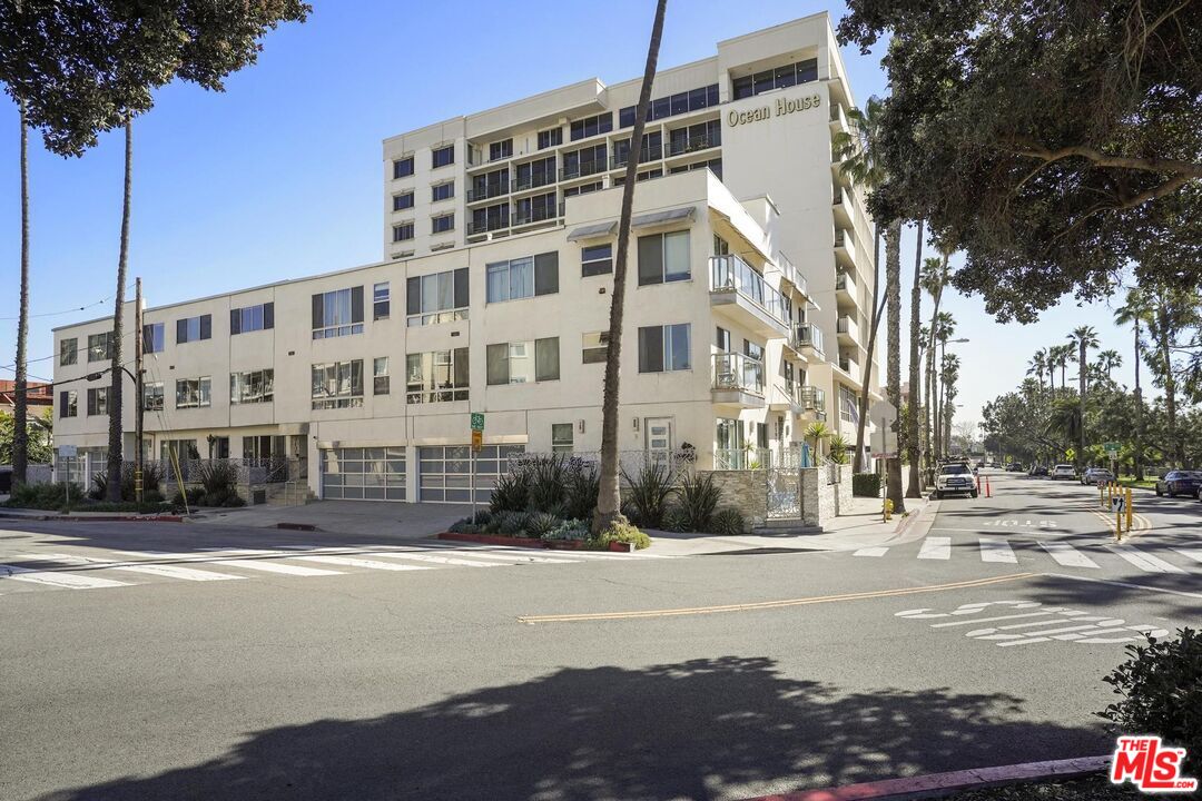 2101 Ocean Avenue, Unit 1 Santa Monica, CA 90405 - Photo 1 of 11 a front view of a building