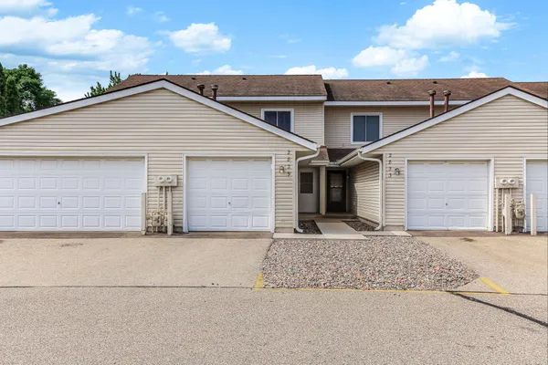 $205,000 | 2829 67th Lane North, Brooklyn Center, MN 55430