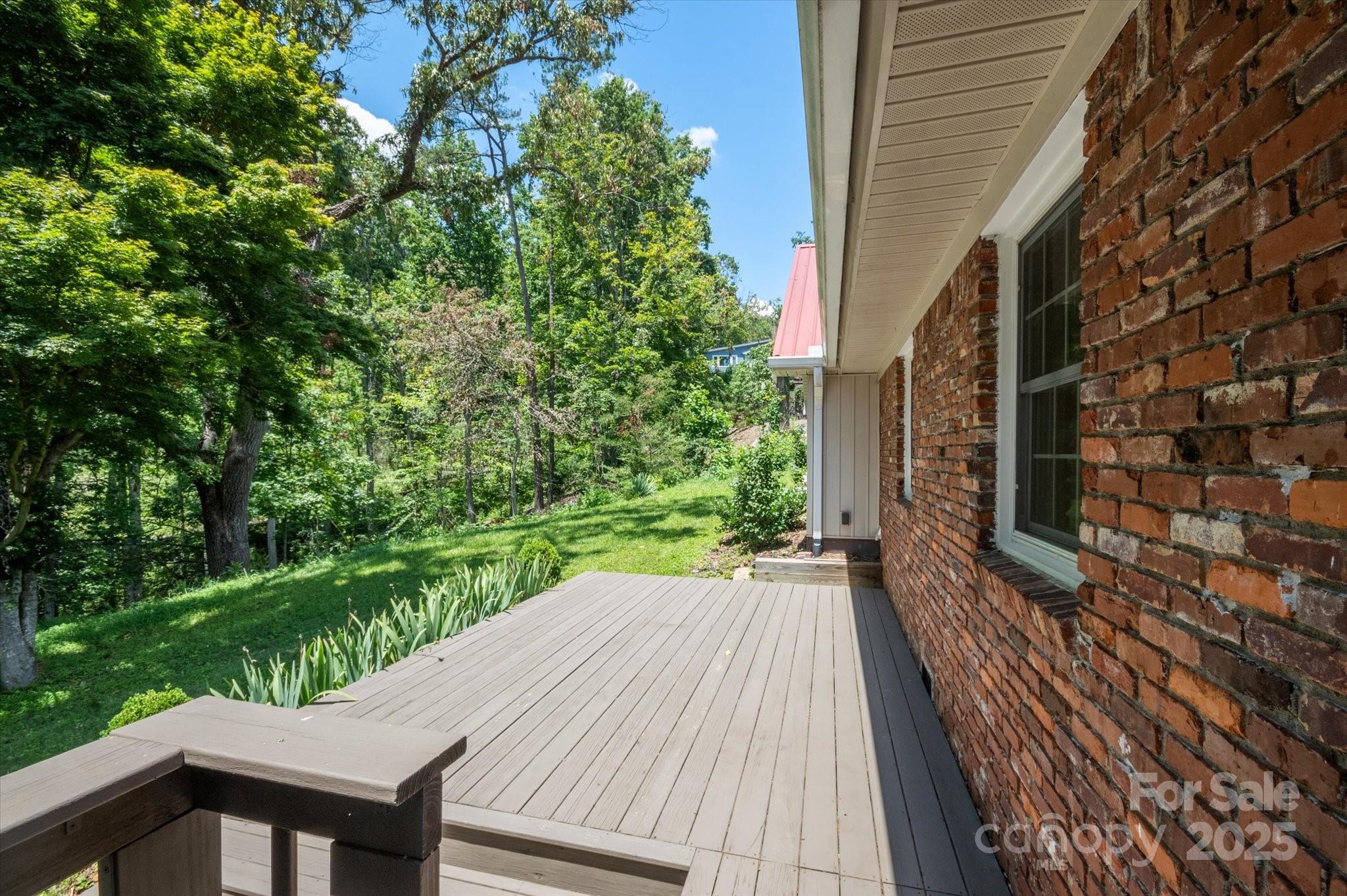 88 Gibson Road Asheville, NC 28804 - Photo 32 of 34 Gallery Image 32