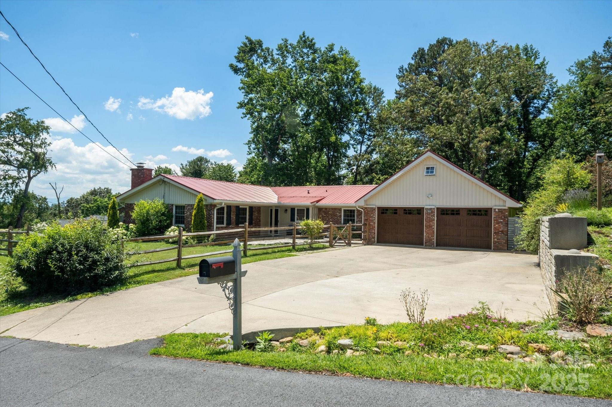 88 Gibson Road Asheville, NC 28804 - Photo 34 of 34 Gallery Image 34