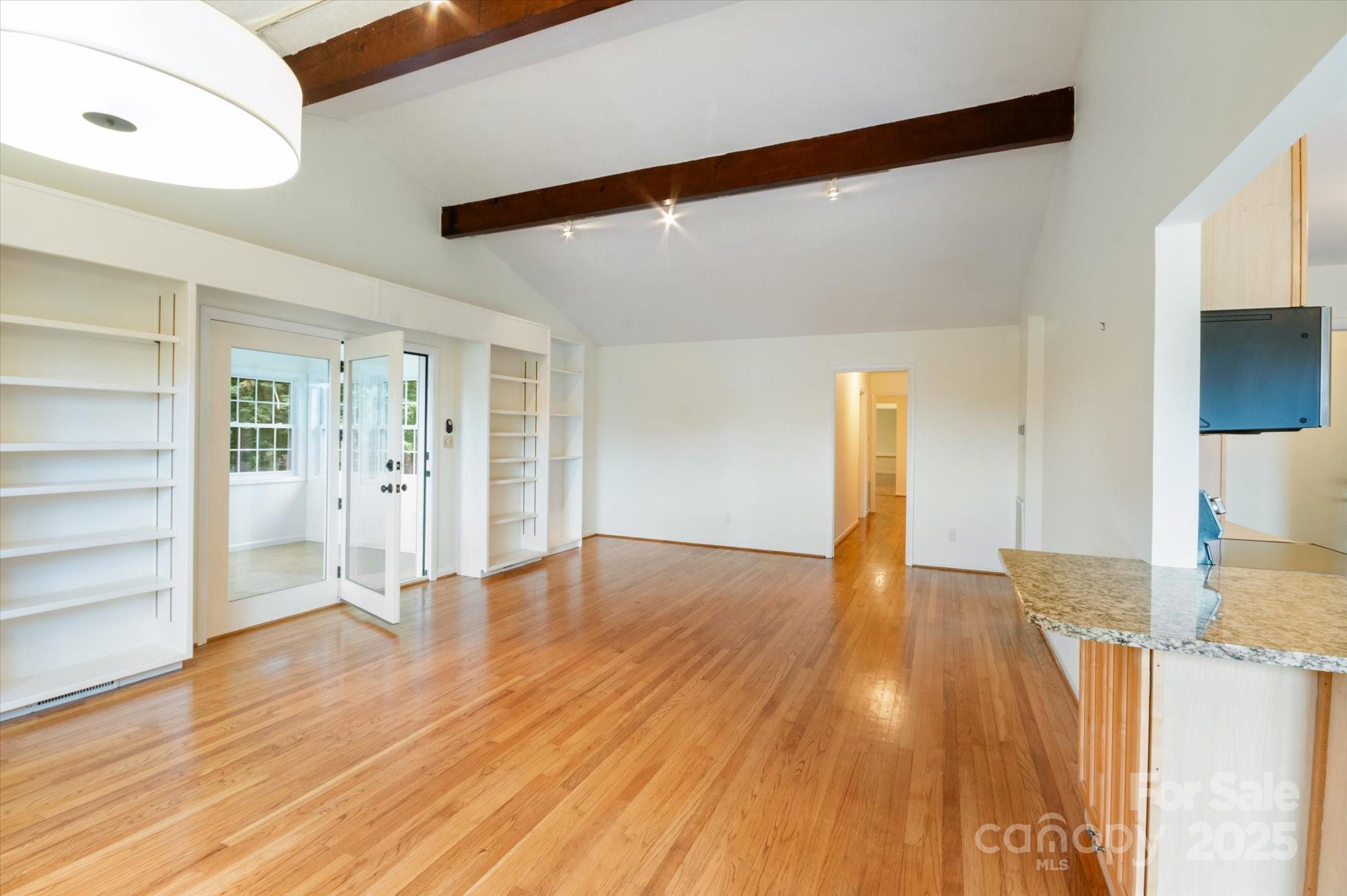 88 Gibson Road Asheville, NC 28804 - Photo 7 of 34 Gallery Image 7