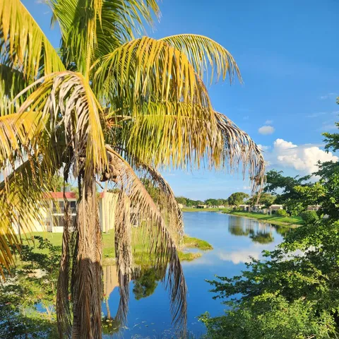 $1,850 | 1520 Lake Crystal Drive, Unit F, West Palm Beach, FL 33411