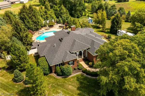 $1,595,000 | 2205 Scheid Road, Huron, OH 44839