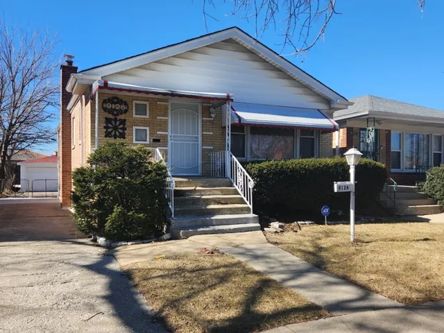 $2,700 | 9126 South Emerald Avenue, Chicago, IL 60620