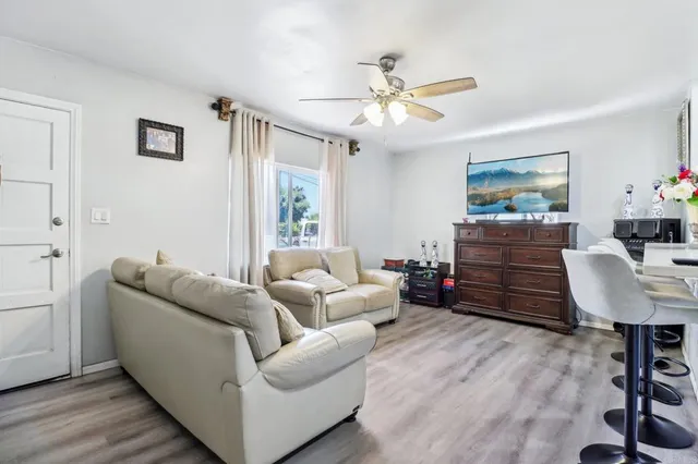 a front view of house with yard