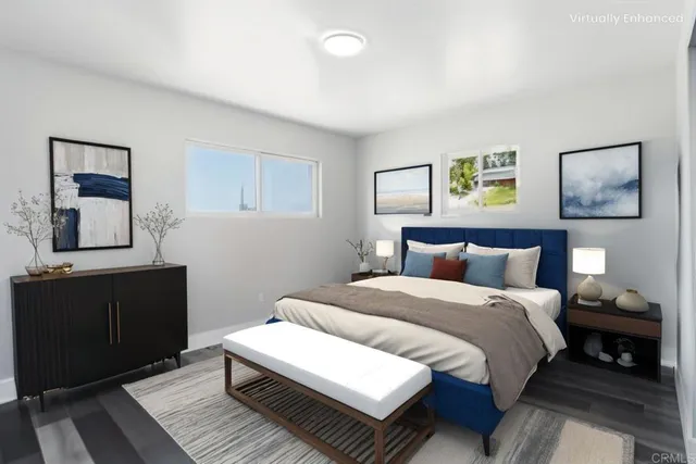 a view of a backyard with palm trees