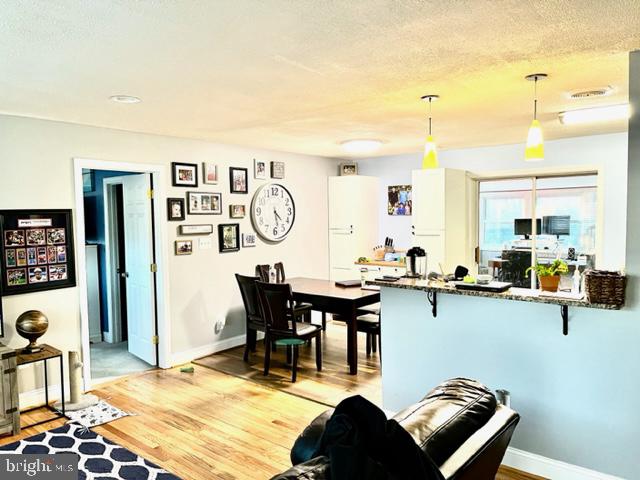 3791 Old Washington Road Waldorf, MD 20602 - Photo 5 of 25 Eat-in Kitchen w/hardwood floors and lotsa light!