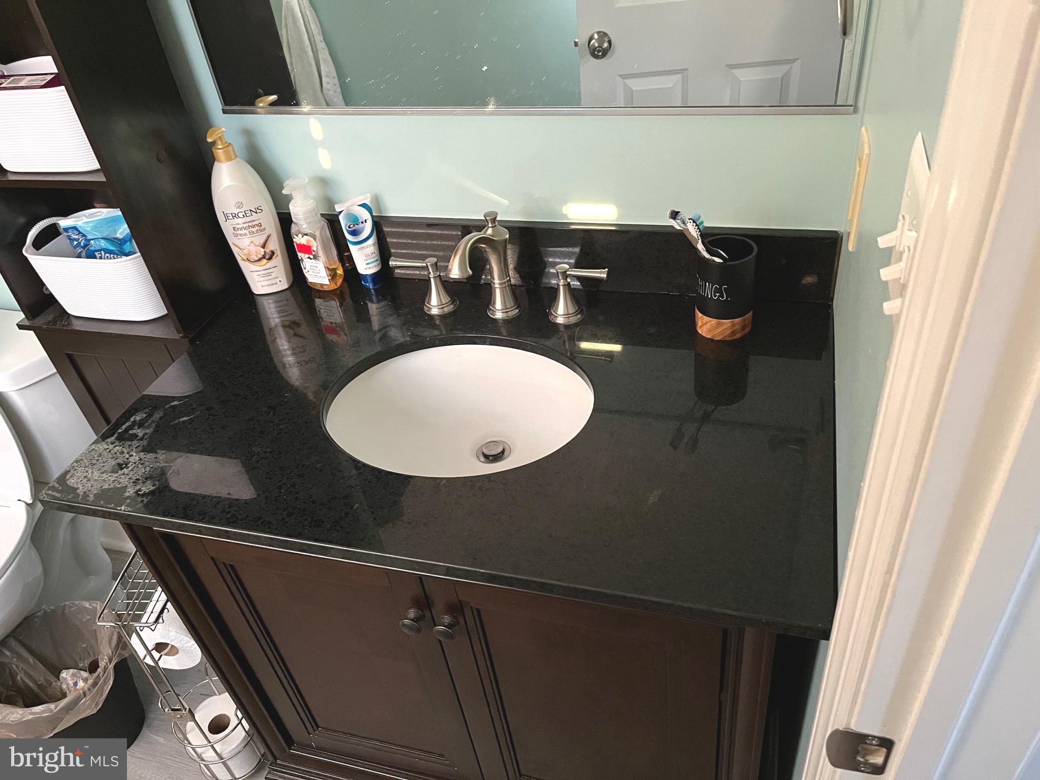 3791 Old Washington Road Waldorf, MD 20602 - Photo 8 of 25 Granite sinks