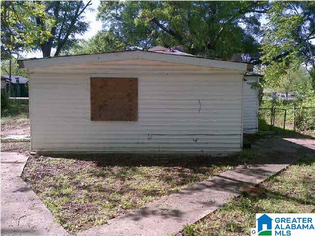 2720 Brookhaven Avenue Southwest Birmingham, AL 35211 - Photo 2 of 15