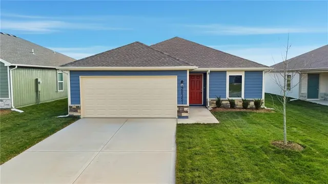 $330,285 | 869 North Buckeye Street, Gardner, KS 66030