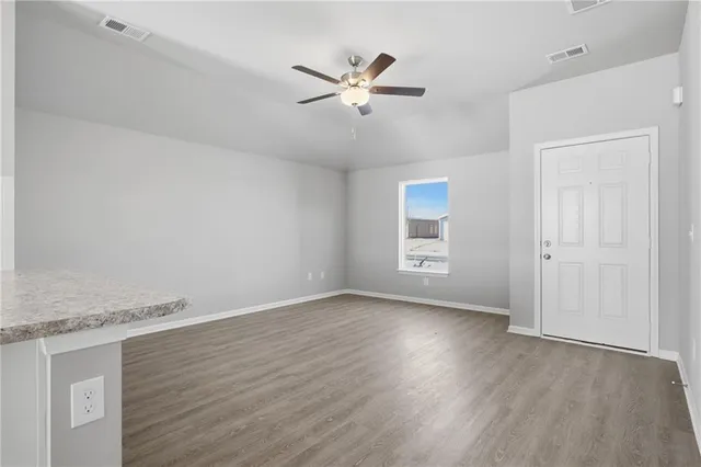 $330,285 | 869 North Buckeye Street, Gardner, KS 66030