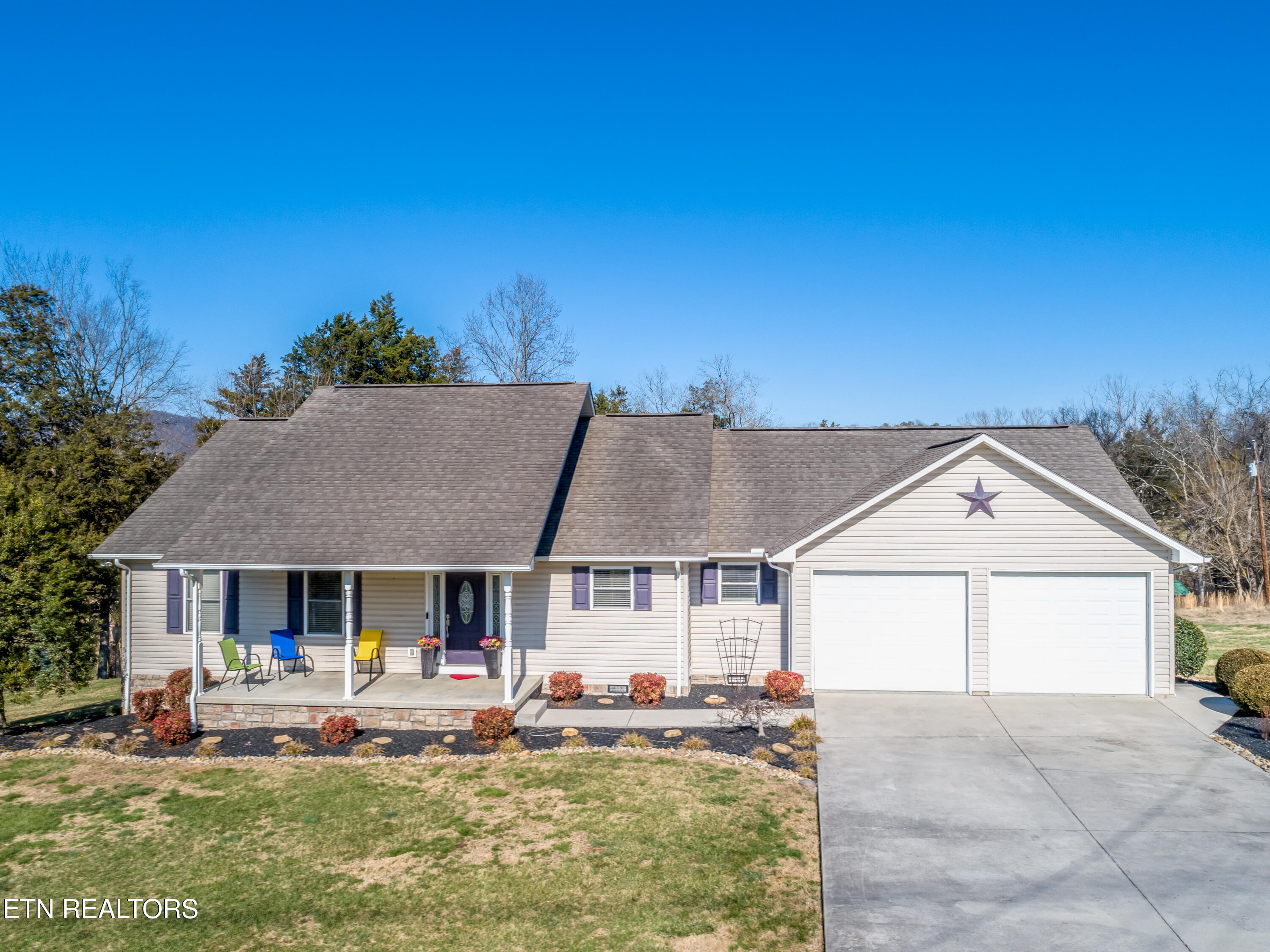 107 Mt Zion Road Jacksboro, TN 37757 - Photo 2 of 53 008260116-1-107RiverRdJacksboroTn-SMALL