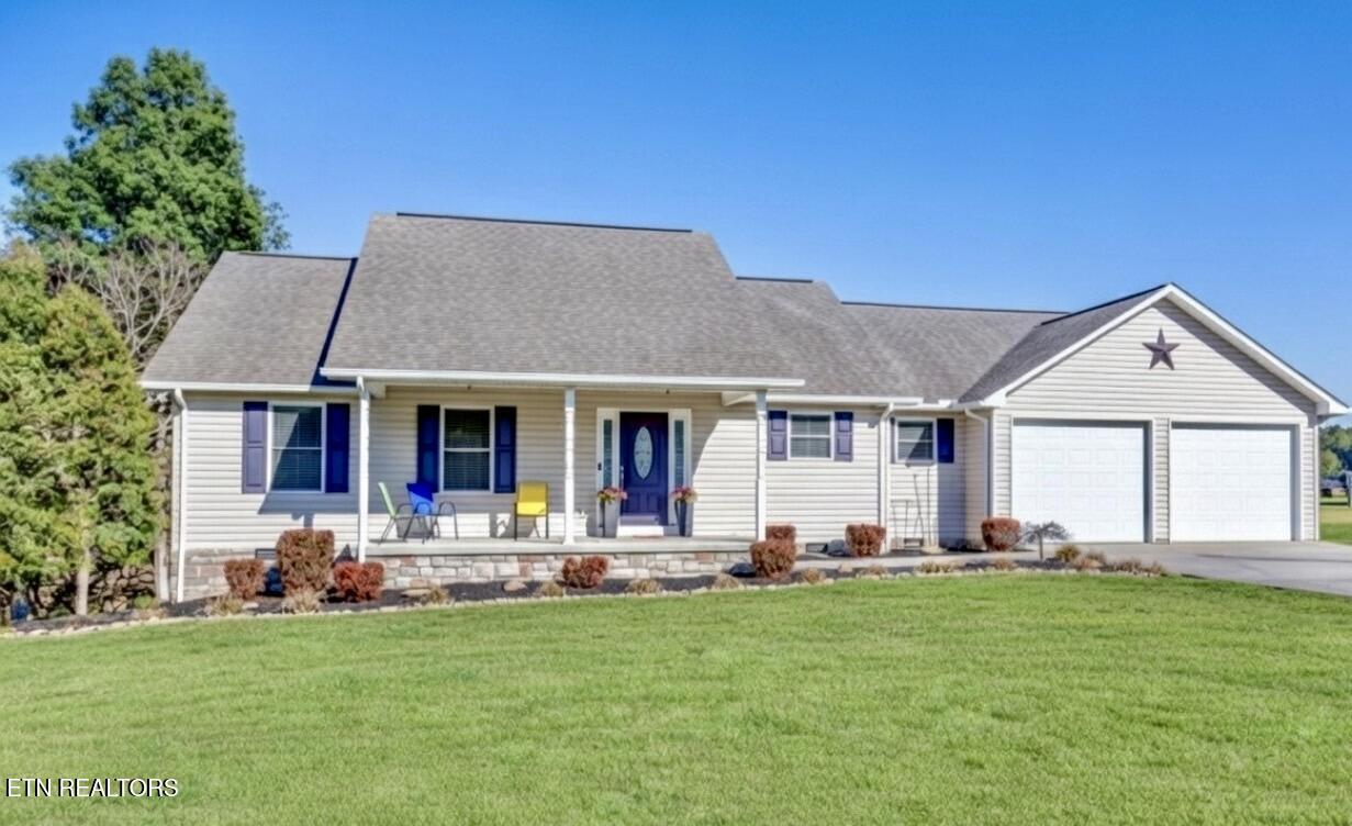 107 Mt Zion Road Jacksboro, TN 37757 - Photo 4 of 53 Pic altered for staging purposes