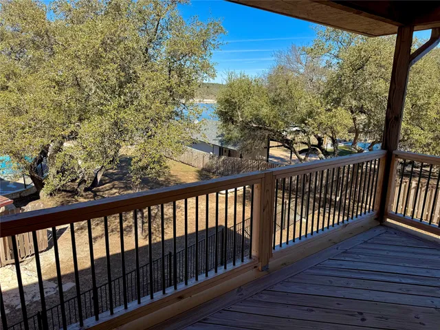 $2,000 | 3106 Point Cove, Lago Vista, TX 78645