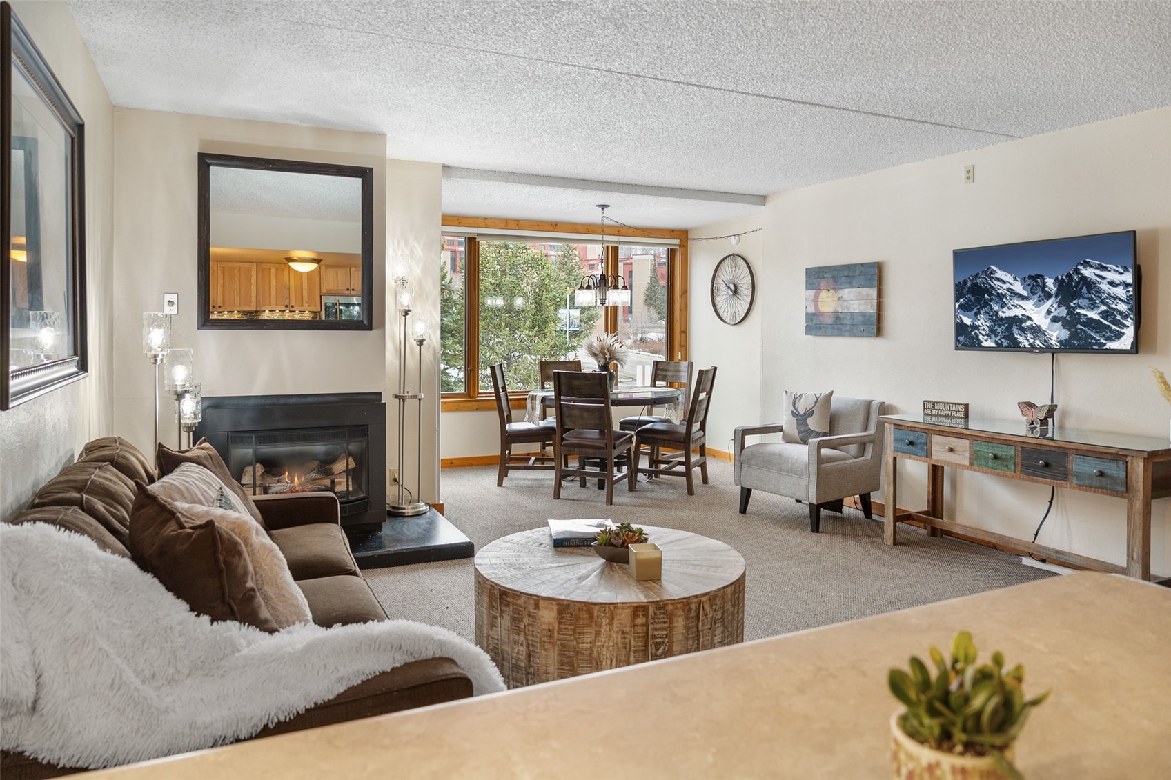 88 Guller Road, Unit 206 Frisco, CO 80443 - Photo 7 of 32 Enough space for your friends and family.