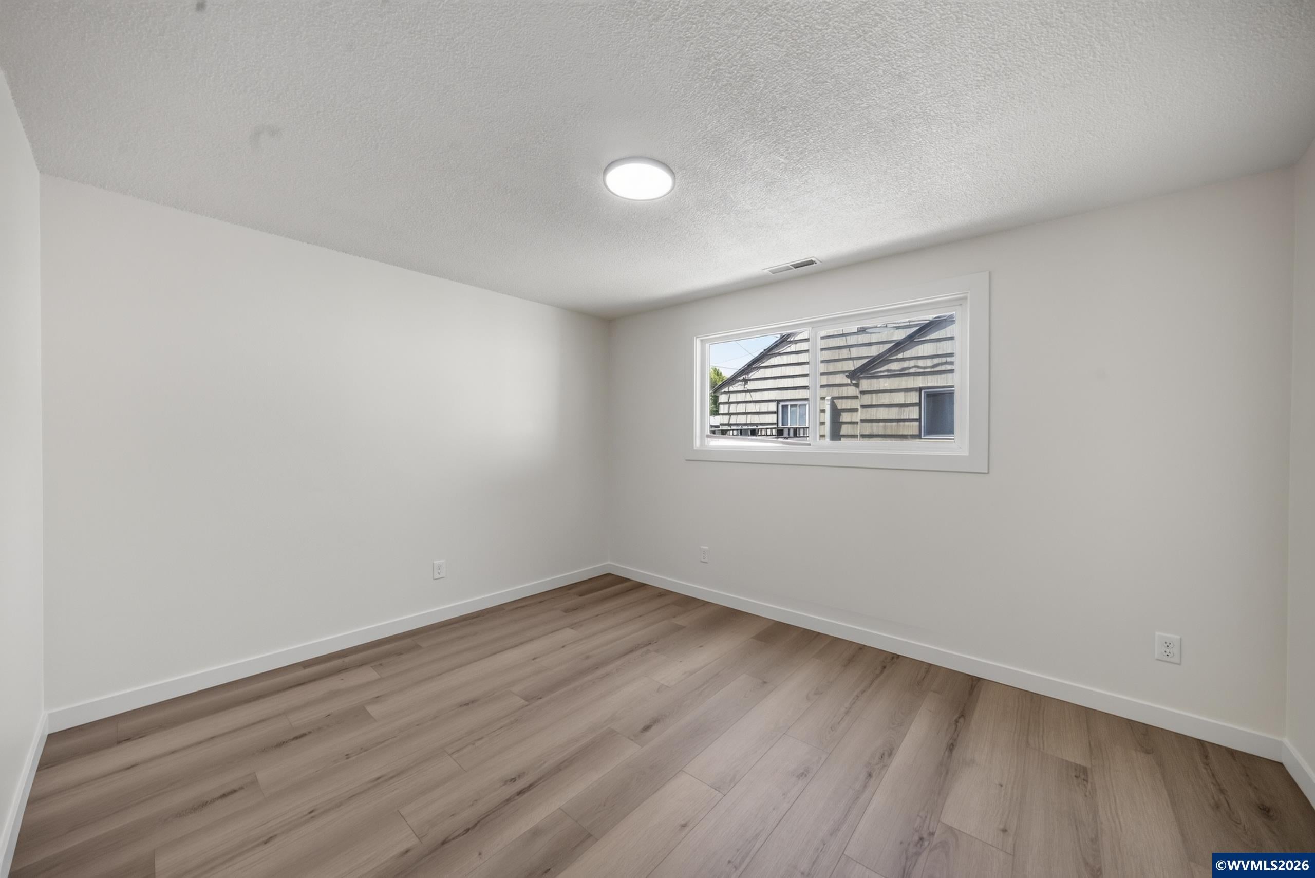 1305 Southwest 15th Avenue Albany, OR 97321 - Photo 15 of 28 Gallery Image 15